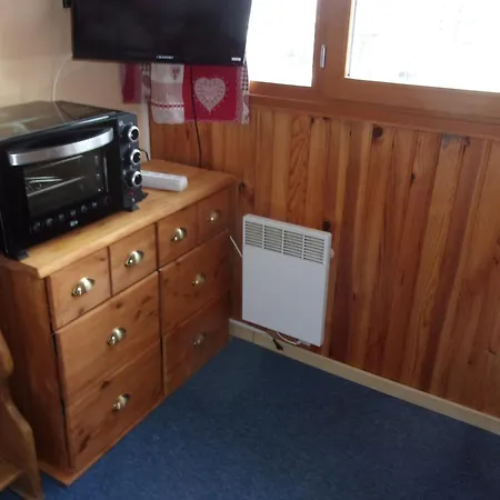 Buron Apartment *